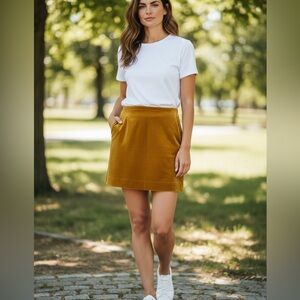 J. Crew Velvet Skirt Womens Size 2 Golden Brandy Pockets Stretch Velvet Zip Mini